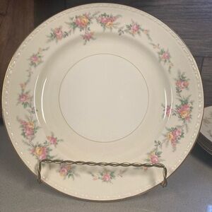 Homer Laughlin Vintage “Eggshell Georgian” plates